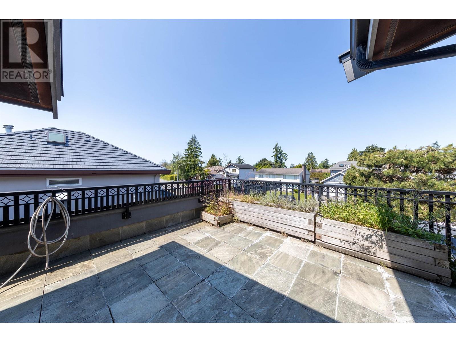 8180 Fairlane Road, Richmond, British Columbia  V7C 1Y4 - Photo 29 - R3010822