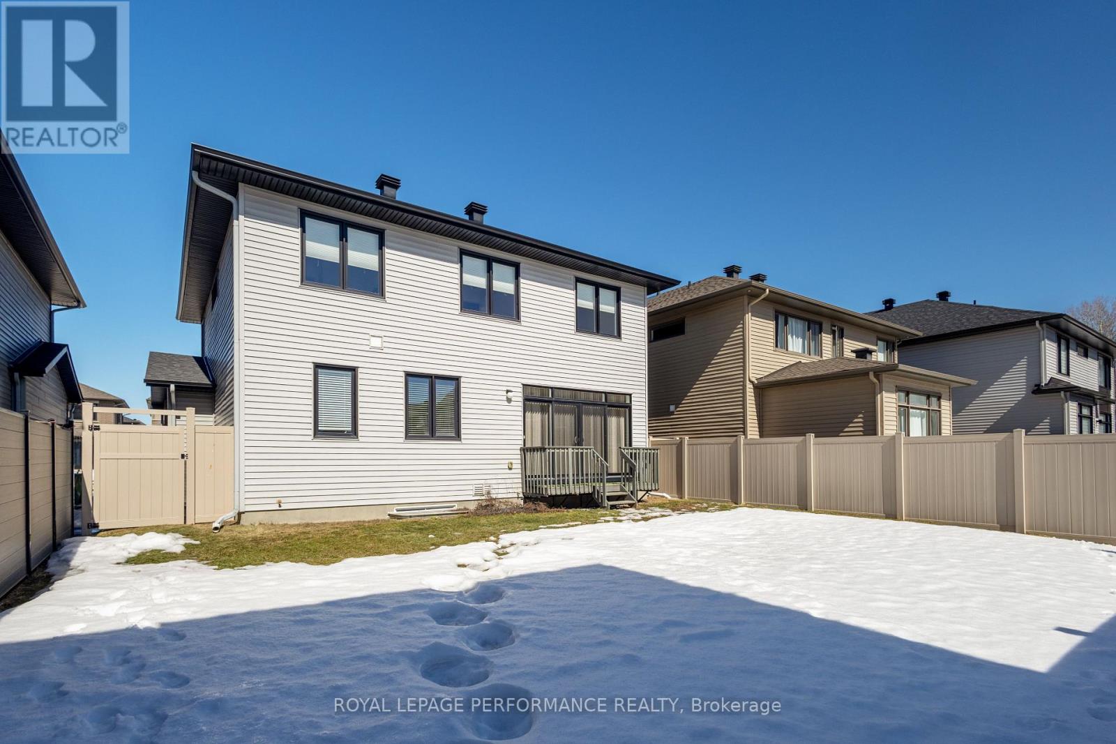 205 Shinleaf Crescent, Ottawa, Ontario  K1W 0J1 - Photo 36 - X12200823