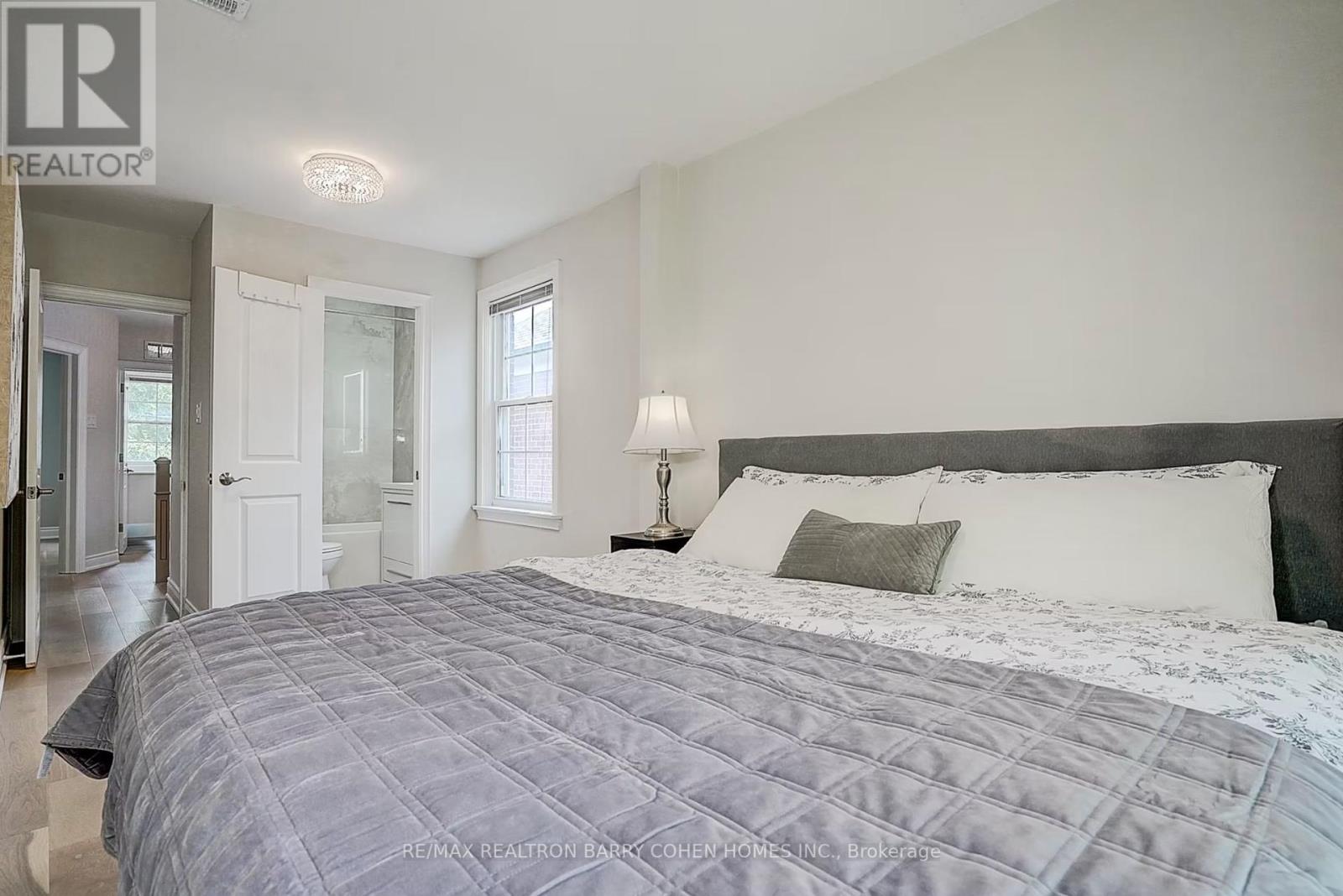 107 Braemar Avenue, Toronto, Ontario  M5P 2L3 - Photo 16 - C12200843