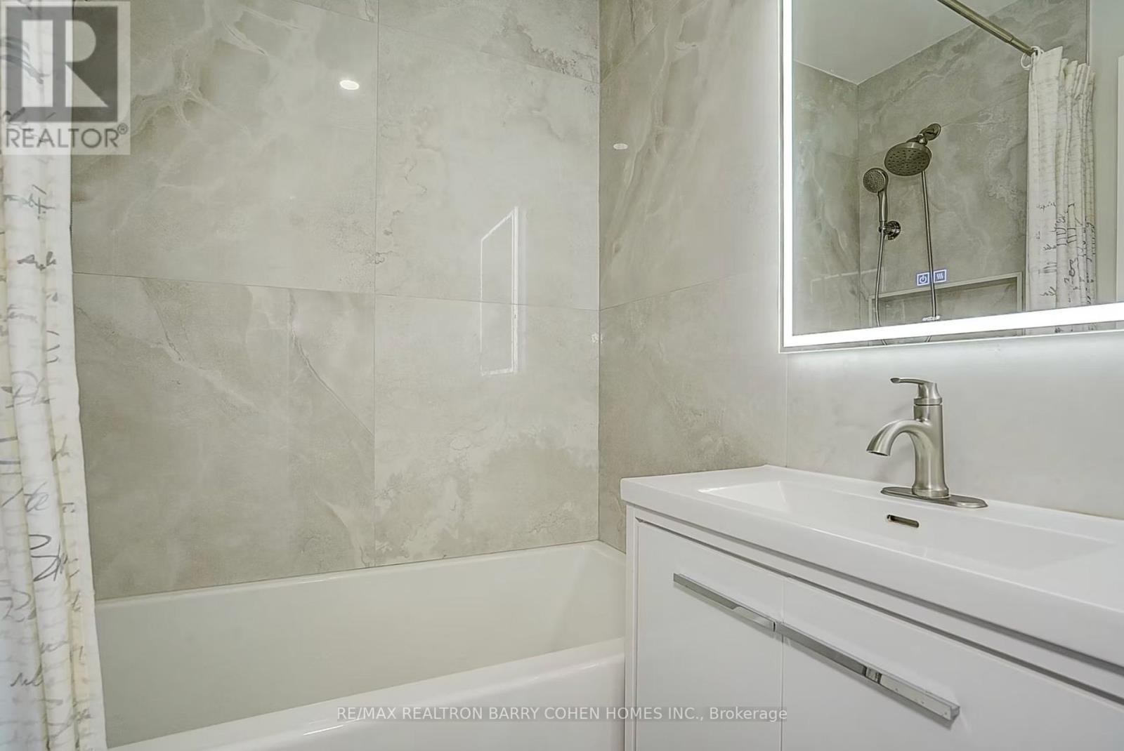 107 Braemar Avenue, Toronto, Ontario  M5P 2L3 - Photo 17 - C12200843