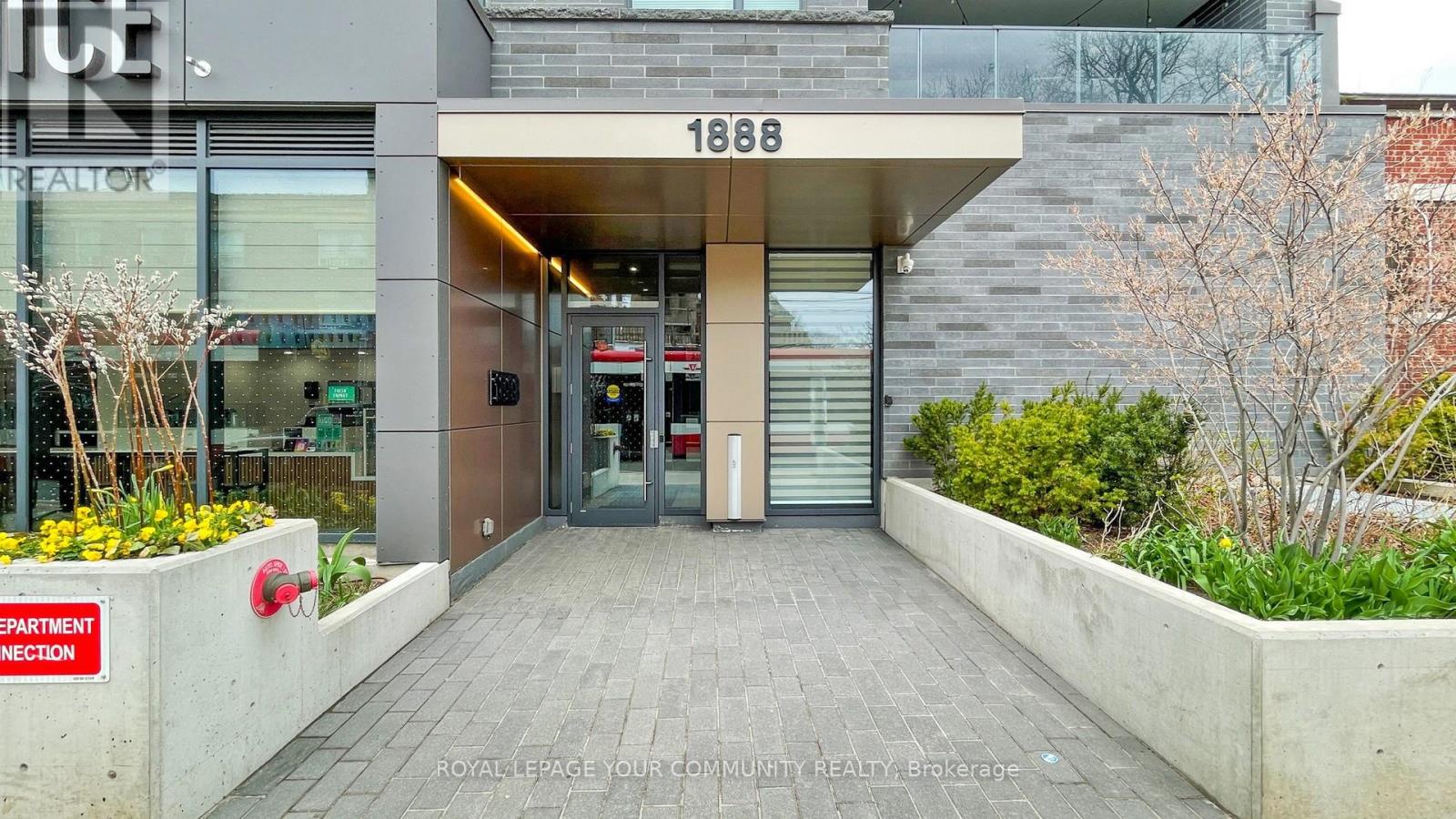 307 - 1888 Queen Street E, Toronto, Ontario  M4L 1H3 - Photo 2 - E12200848