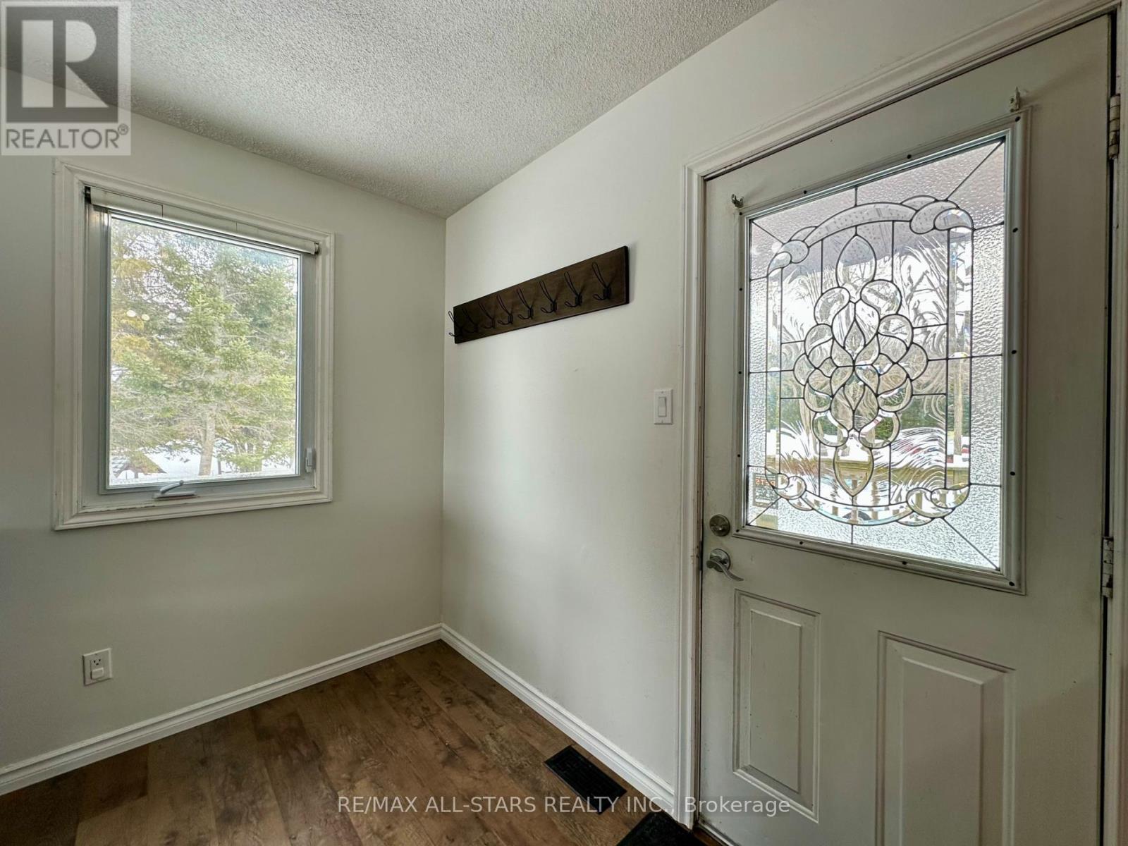 25 Maple Grove Road, Kawartha Lakes, Ontario  K9V 4R6 - Photo 7 - X11997192