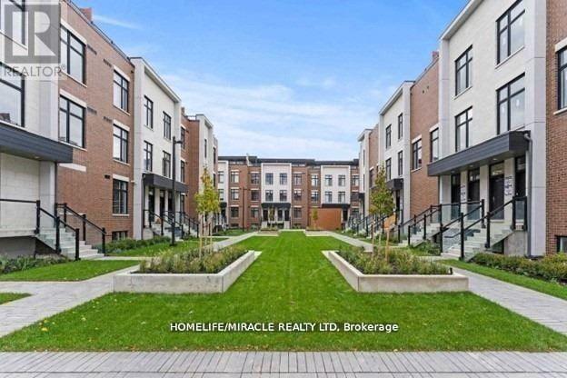 135 - 9580 ISLINGTON AVENUE, Vaughan, Ontario
