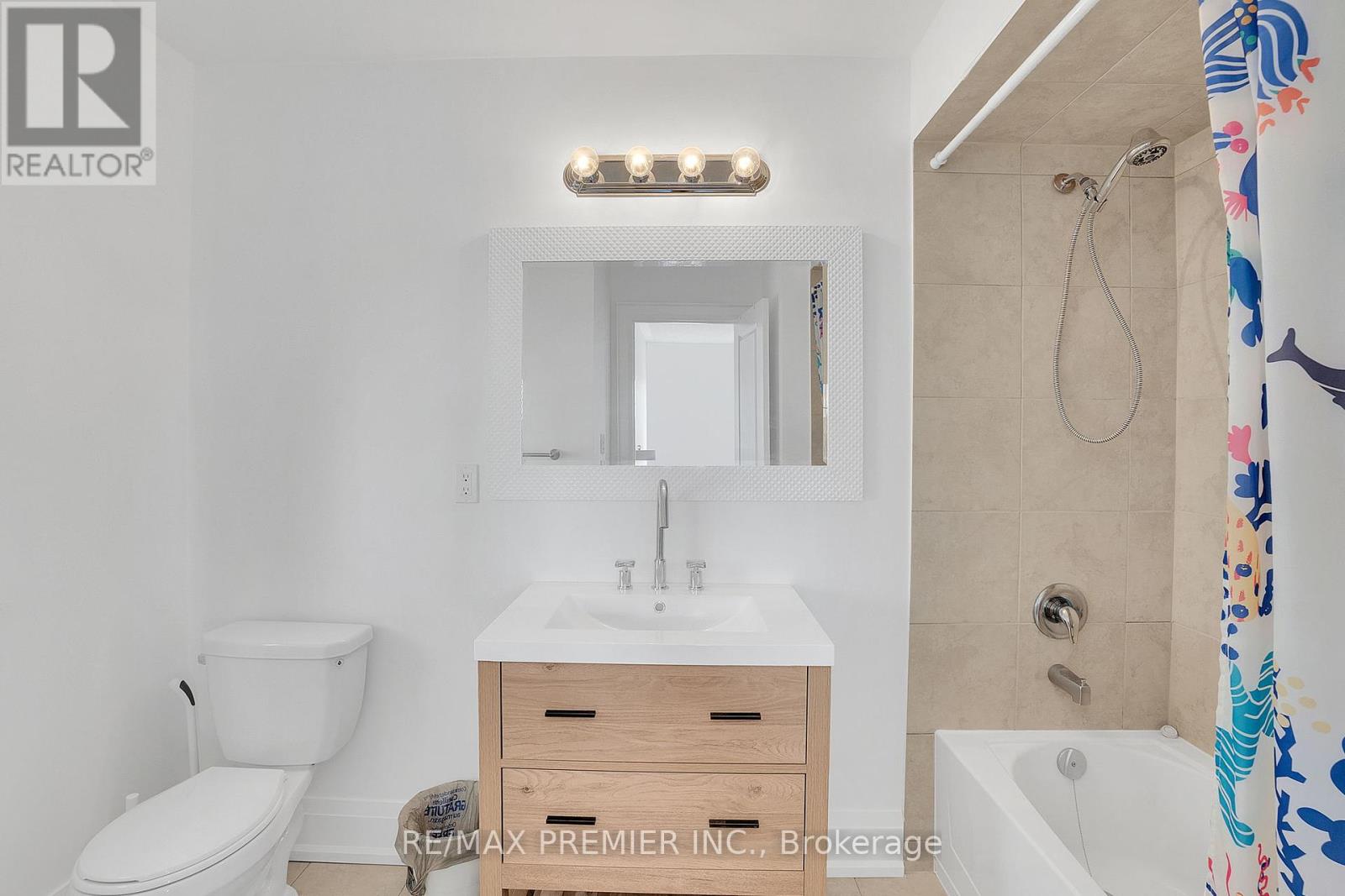 116 Torrey Pines Road, Vaughan, Ontario  L4H 3X9 - Photo 31 - N12200824