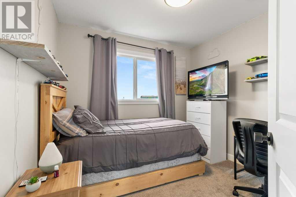 82 Memorial Parkway, Rural Red Deer County, Alberta  T4E 3C4 - Photo 15 - A2226785