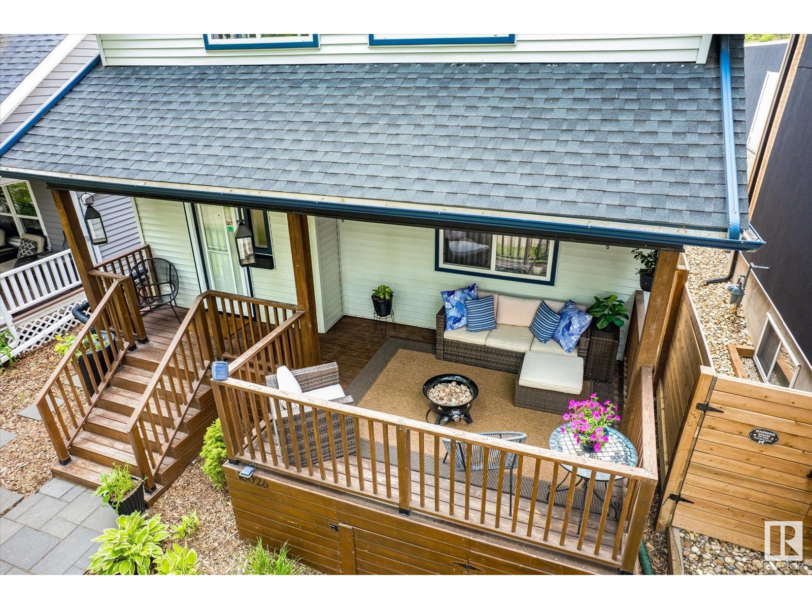 Property at 10026 93 ST NW image 3