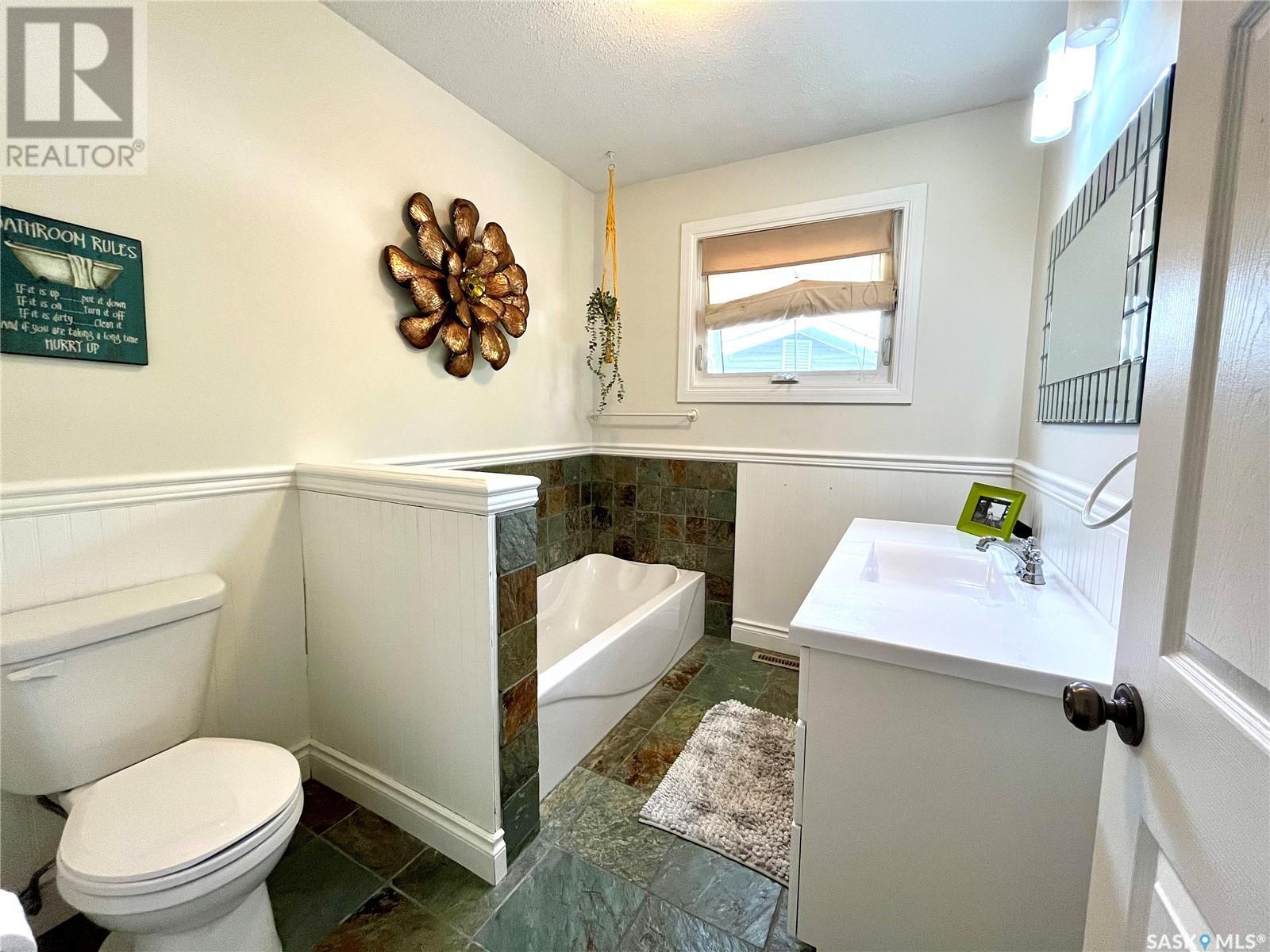 440 Macdonald Drive, Swift Current, Saskatchewan  S9H 1C9 - Photo 17 - SK008453
