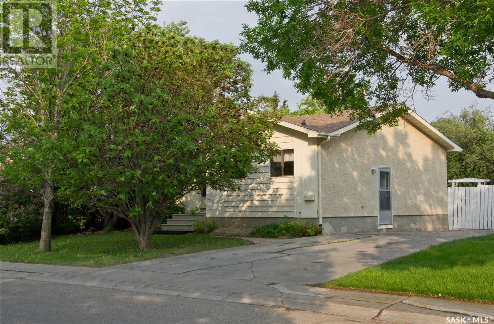 3127 Jenkins DRIVE E, Regina, Saskatchewan