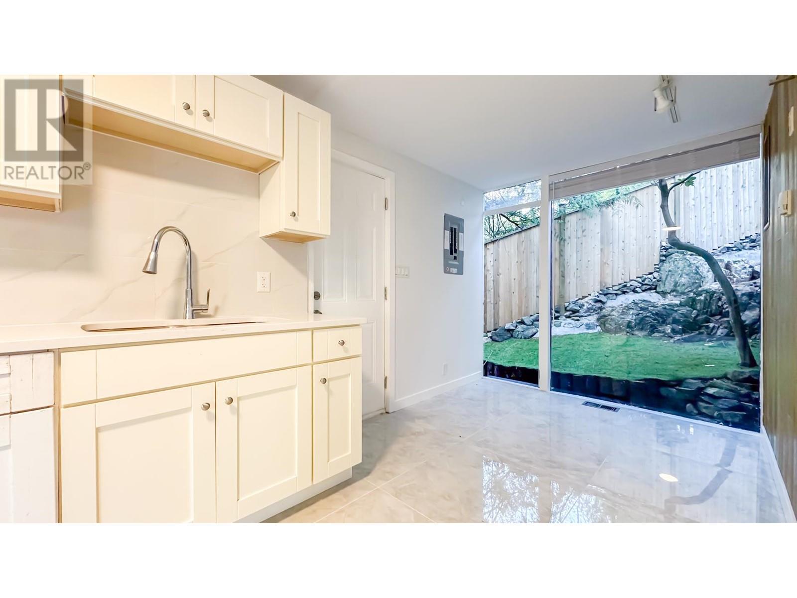 5791 Telegraph Trail, West Vancouver, British Columbia  V7W 1R5 - Photo 23 - R2974972