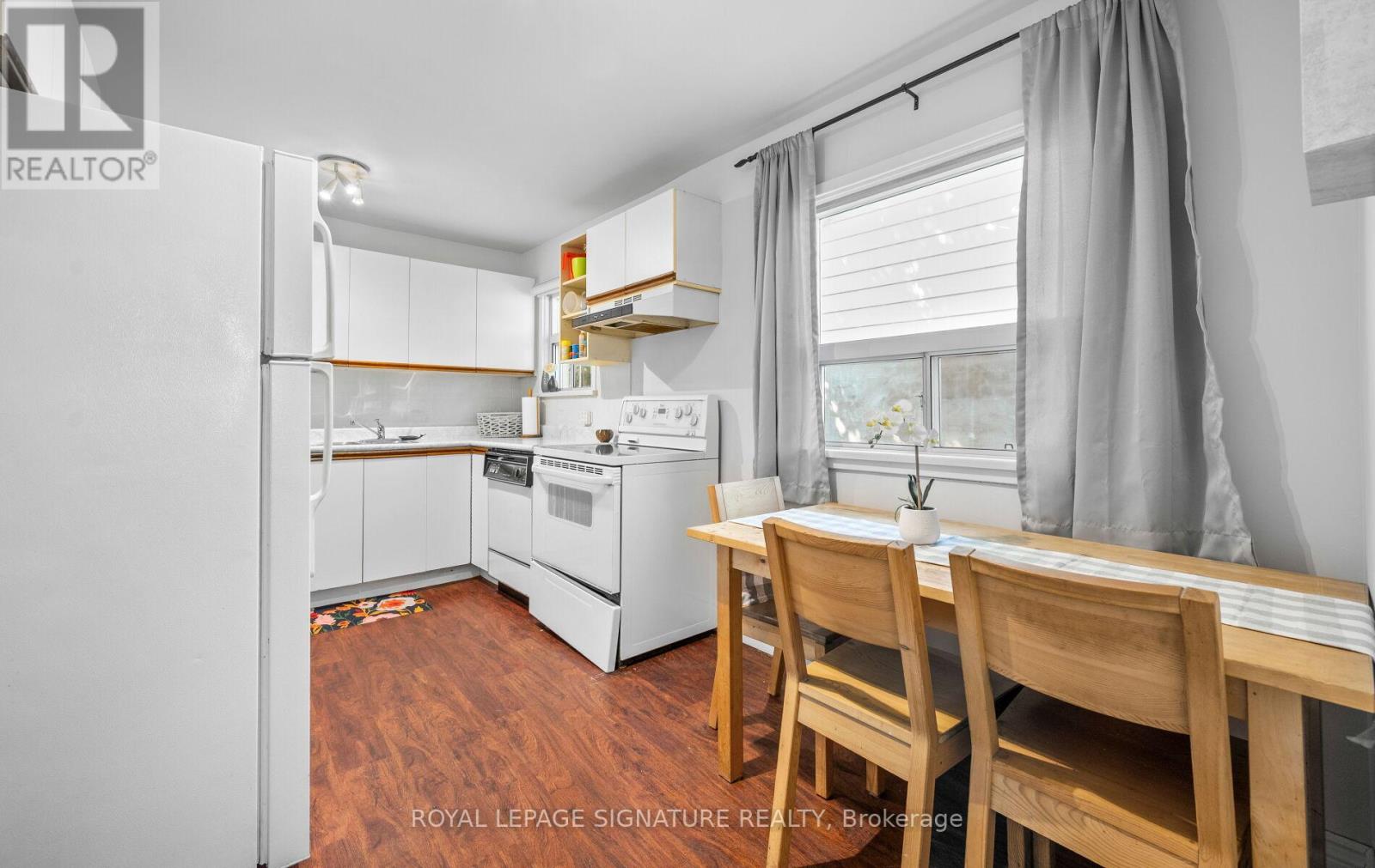 129 Allenby Avenue, Toronto, Ontario  M9W 1T2 - Photo 11 - W12200822