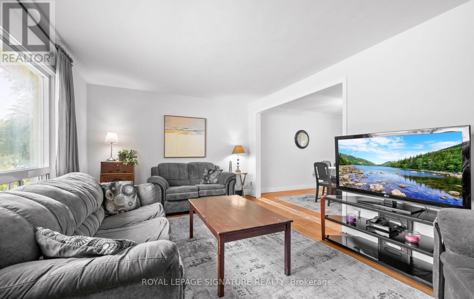 129 Allenby Avenue, Toronto, Ontario  M9W 1T2 - Photo 3 - W12200822