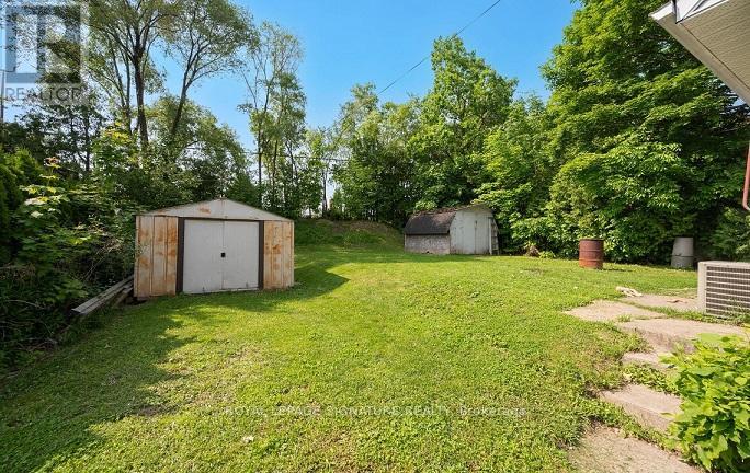 129 Allenby Avenue, Toronto, Ontario  M9W 1T2 - Photo 35 - W12200822