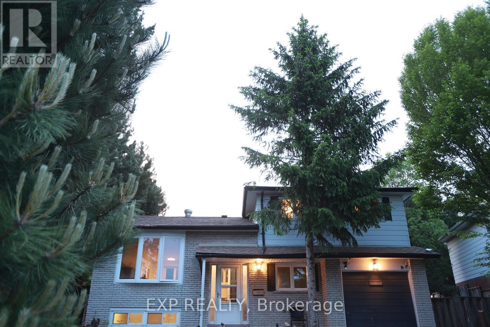 1379 Christina Court, Burlington (Tyandaga), Ontario  L7P 2V8 - Photo 34 - W12200836