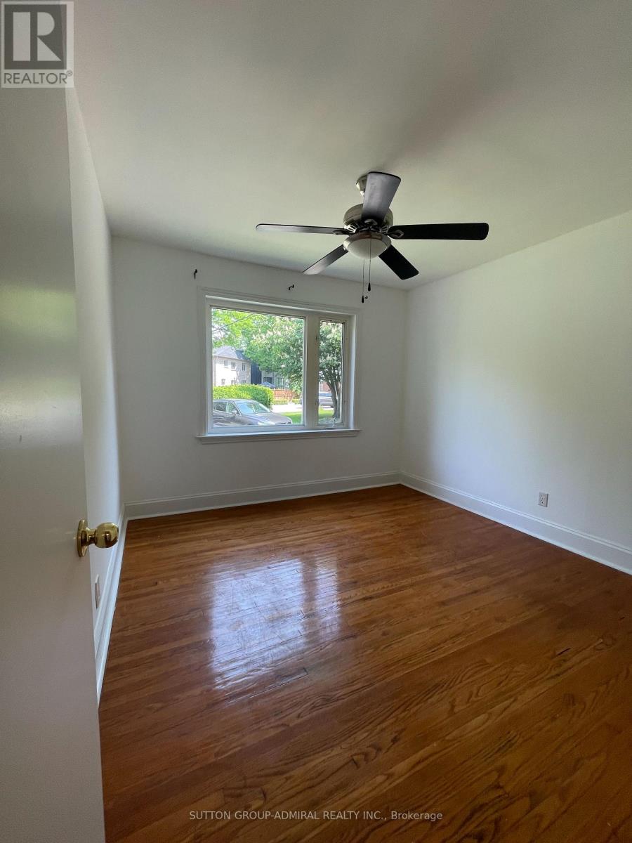 30 Vonda Avenue, Toronto (Willowdale East), Ontario  M2N 5E9 - Photo 13 - C12181062