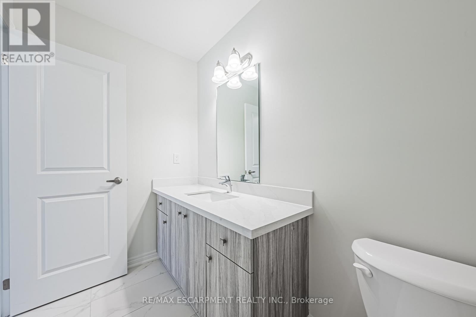 55 Dryden Lane, Hamilton, Ontario  L8H 0B6 - Photo 22 - X12200820