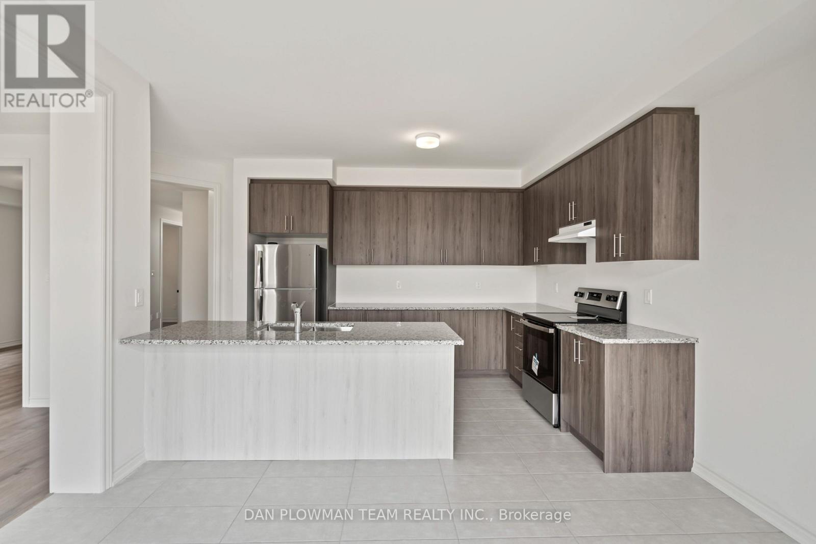 532 Hornbeck Street, Cobourg, Ontario  K9A 4A1 - Photo 16 - X12200825