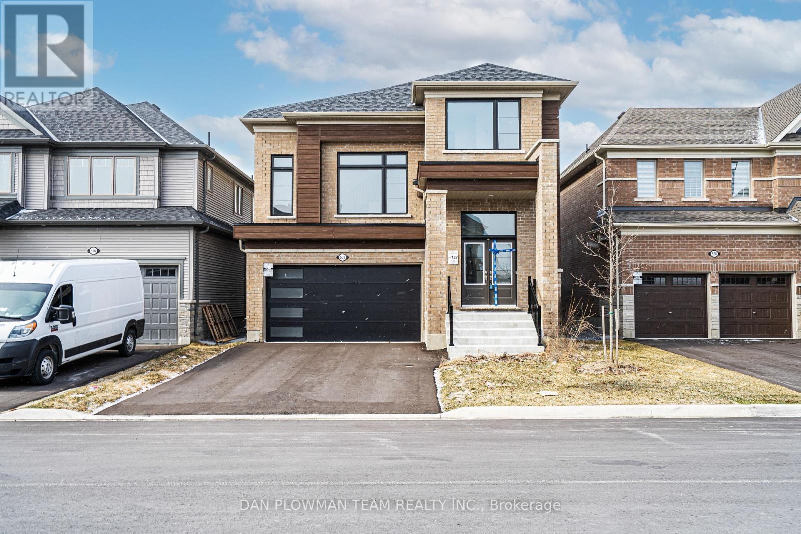 532 Hornbeck Street, Cobourg, Ontario  K9A 4A1 - Photo 2 - X12200825
