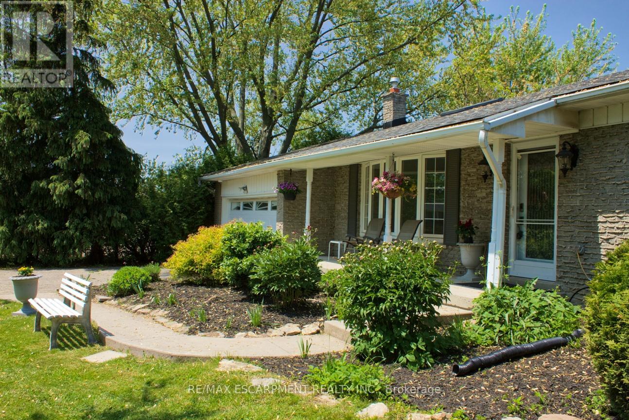 2126 Golf Club Road, Hamilton, Ontario  L0R 1P0 - Photo 4 - X12023522