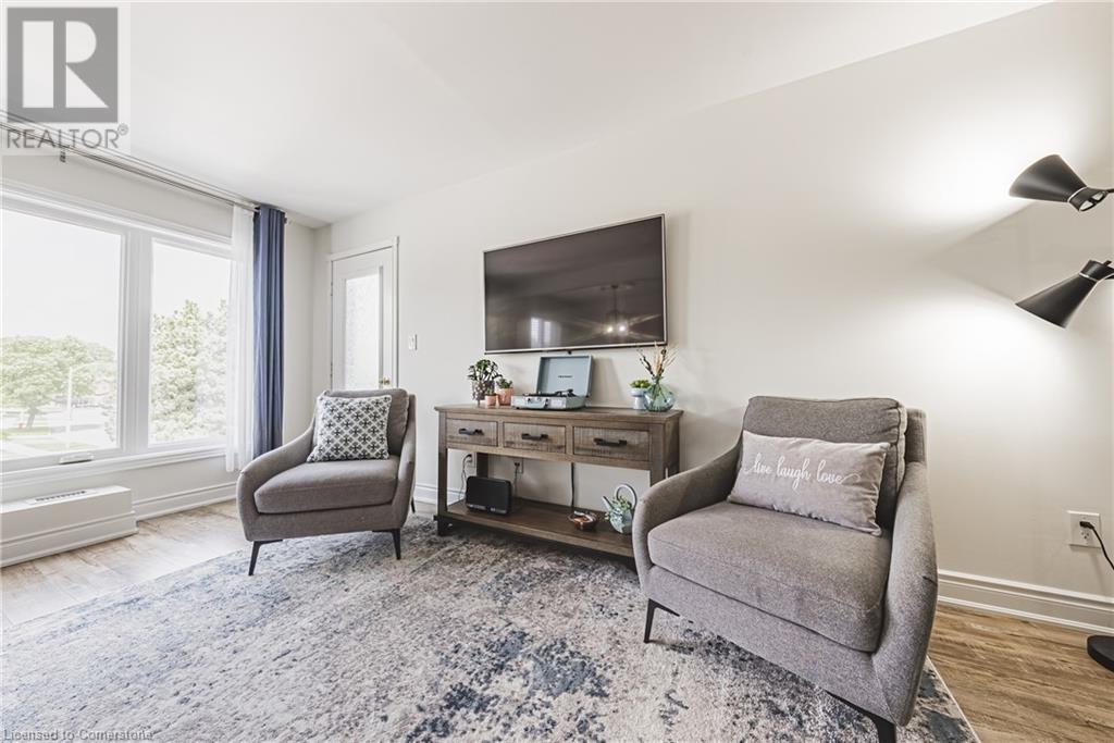 3050 Pinemeadow Drive Unit# 30, Burlington, Ontario  L7M 3X5 - Photo 7 - 40738242