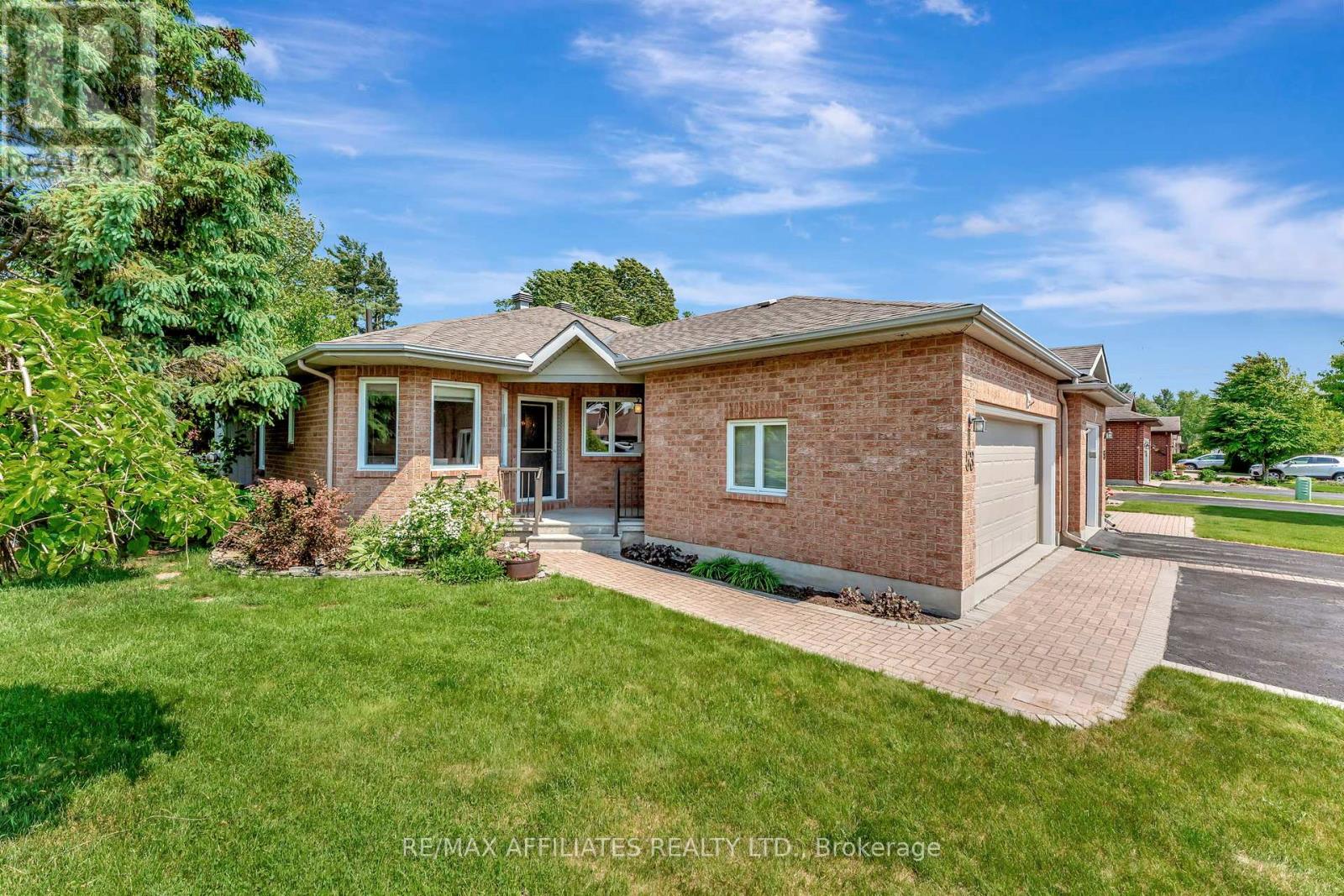 53 Bunting Lane, Ottawa, Ontario  K2M 2P5 - Photo 1 - X12200881
