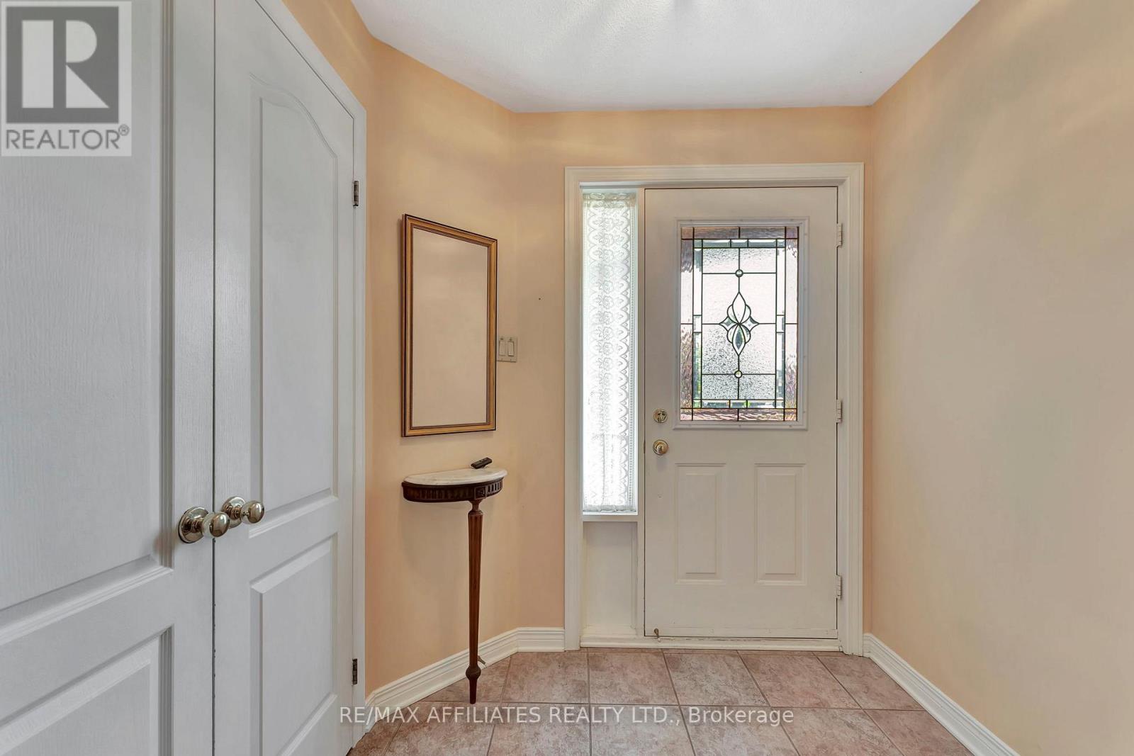 53 Bunting Lane, Ottawa, Ontario  K2M 2P5 - Photo 6 - X12200881