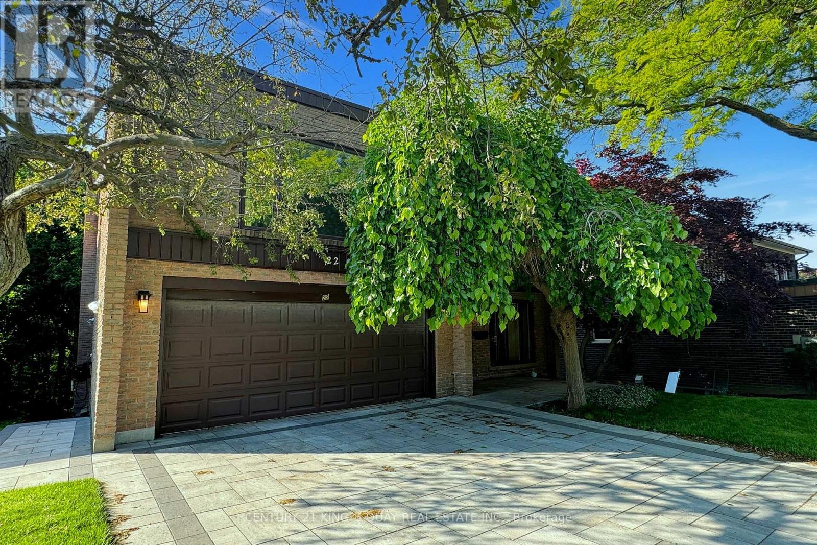 22 Coreydale Court, Toronto, Ontario  M3H 4T2 - Photo 2 - C12200855