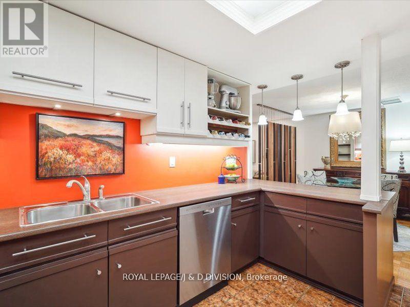 204 - 55 Lombard Street, Toronto, Ontario  M5C 2R7 - Photo 12 - C12200866