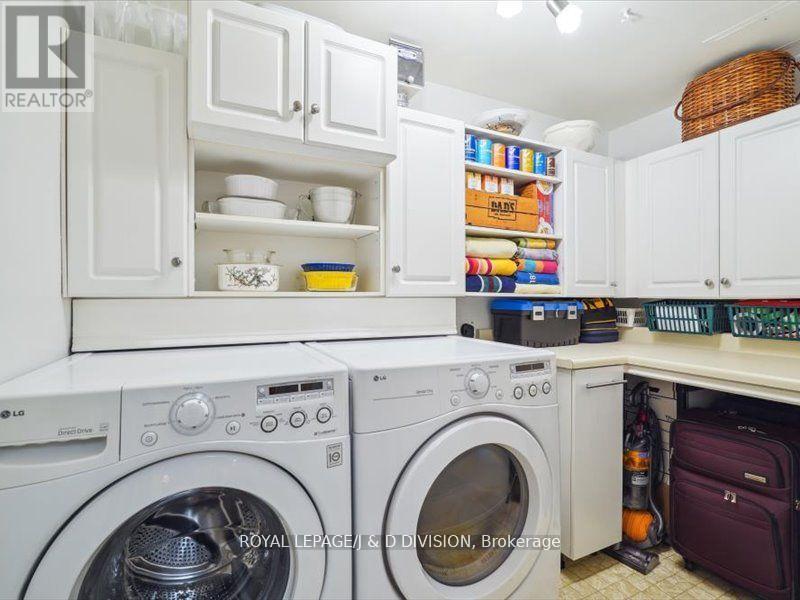 204 - 55 Lombard Street, Toronto, Ontario  M5C 2R7 - Photo 22 - C12200866