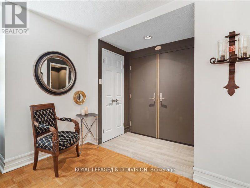 204 - 55 Lombard Street, Toronto, Ontario  M5C 2R7 - Photo 9 - C12200866