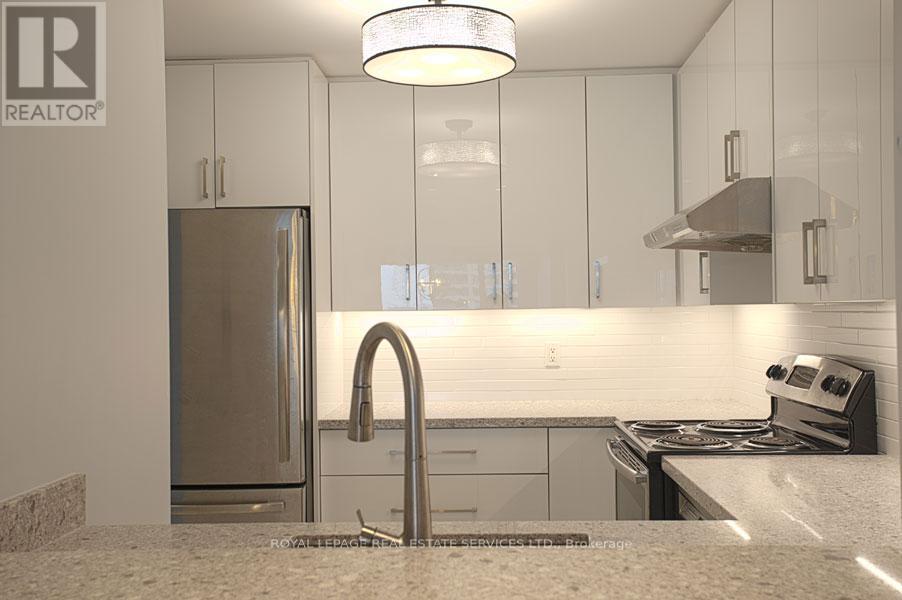 1204 - 100 Upper Madison Avenue, Toronto, Ontario  M2N 6M4 - Photo 9 - C12200912