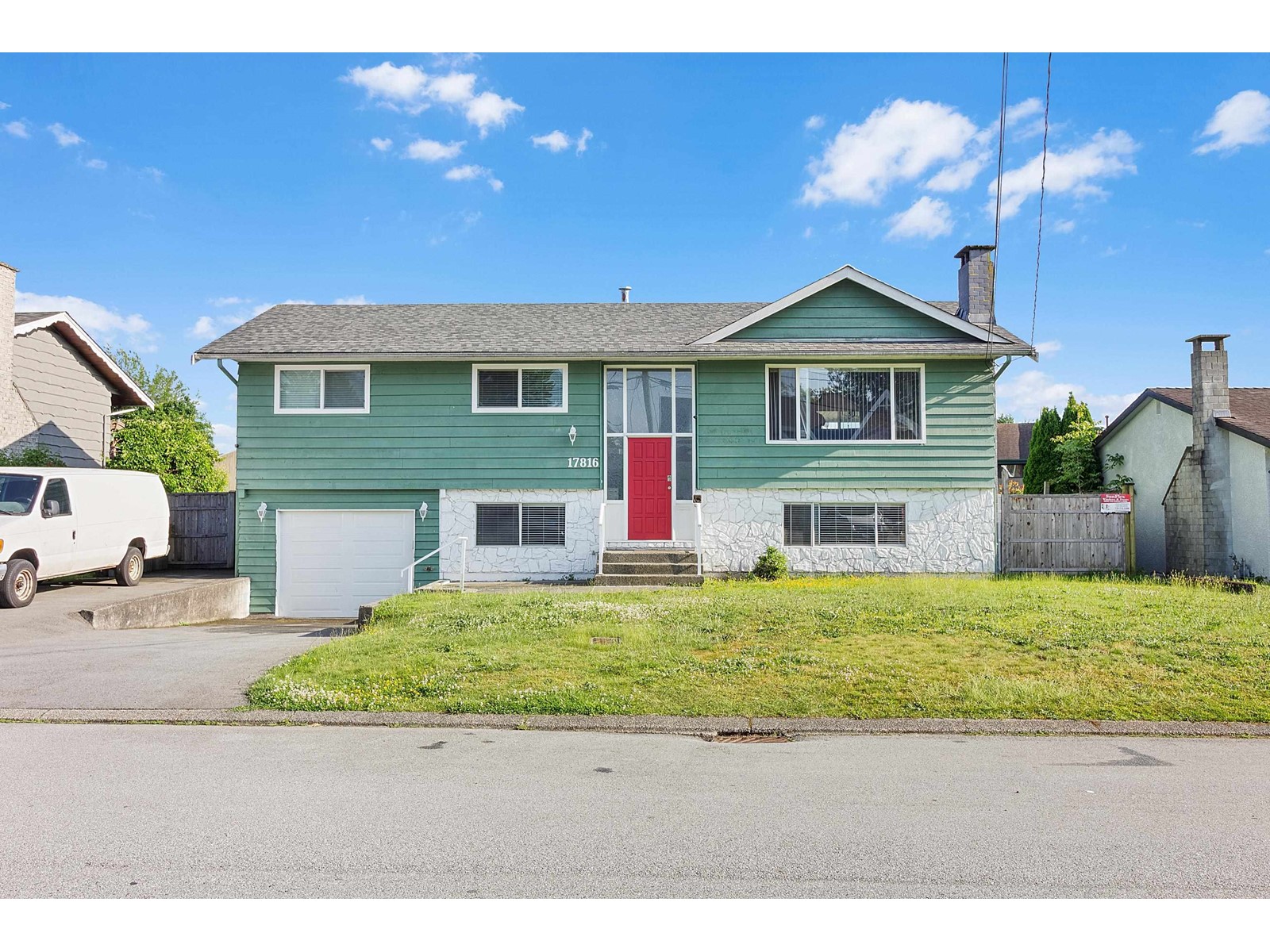 17816 59 Avenue, Surrey, British Columbia  V3S 1P5 - Photo 1 - R3010335