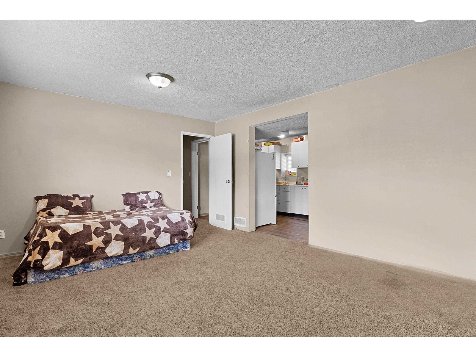 17816 59 Avenue, Surrey, British Columbia  V3S 1P5 - Photo 8 - R3010335
