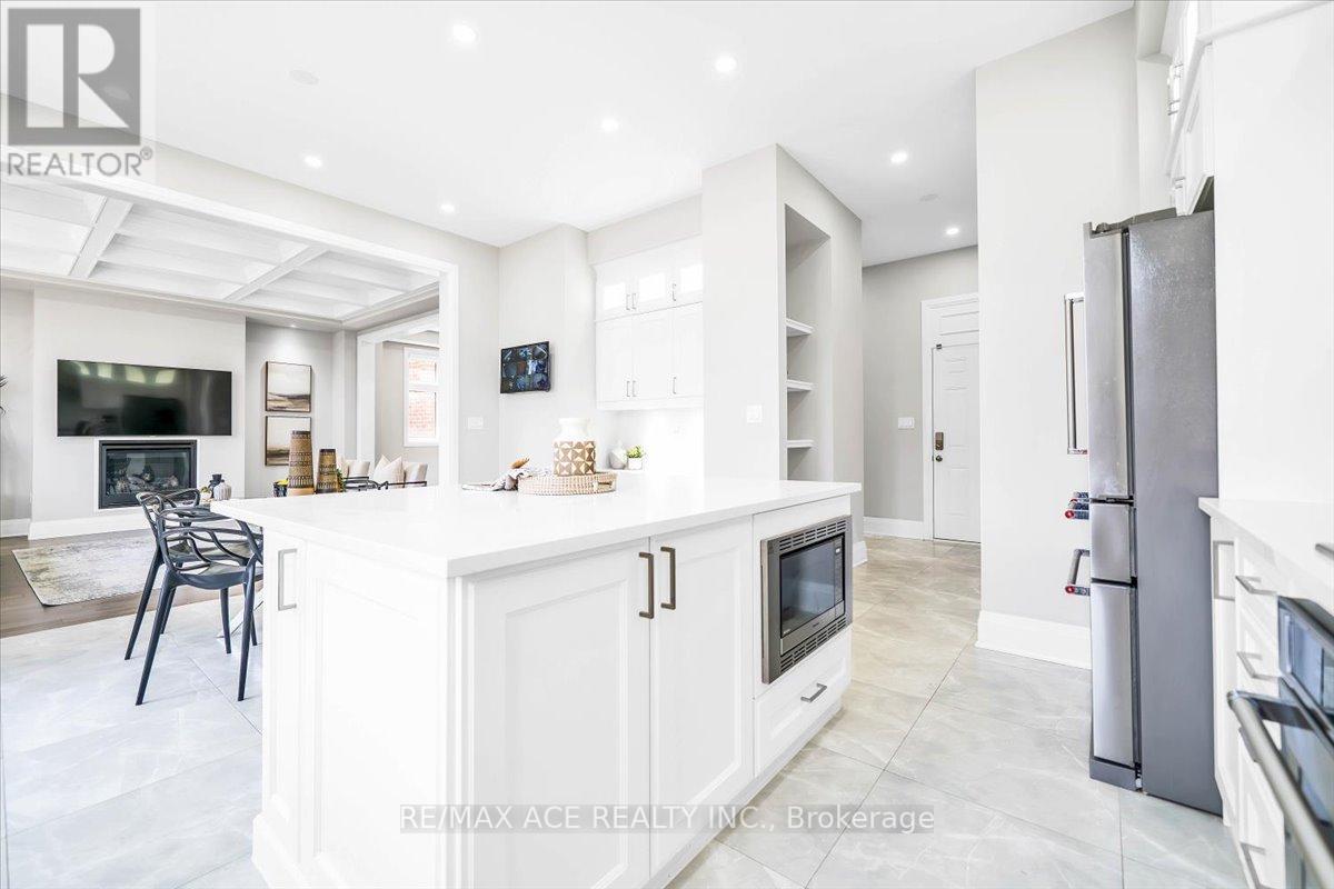 3033 Hollyberry Trail, Pickering, Ontario  L1X 0N5 - Photo 18 - E12200888