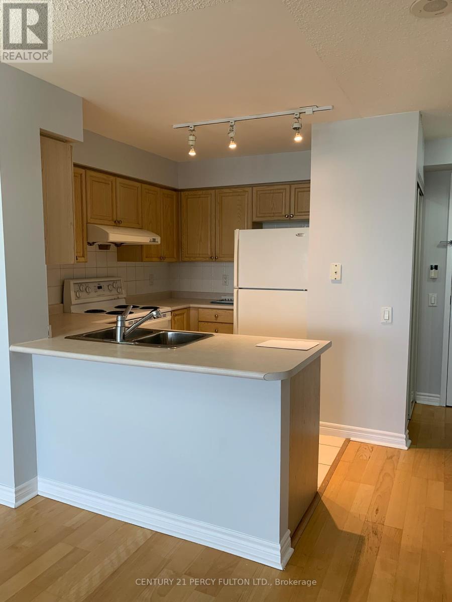 1413 - 8 Mondeo Drive, Toronto, Ontario  M1P 5C7 - Photo 11 - E12200897