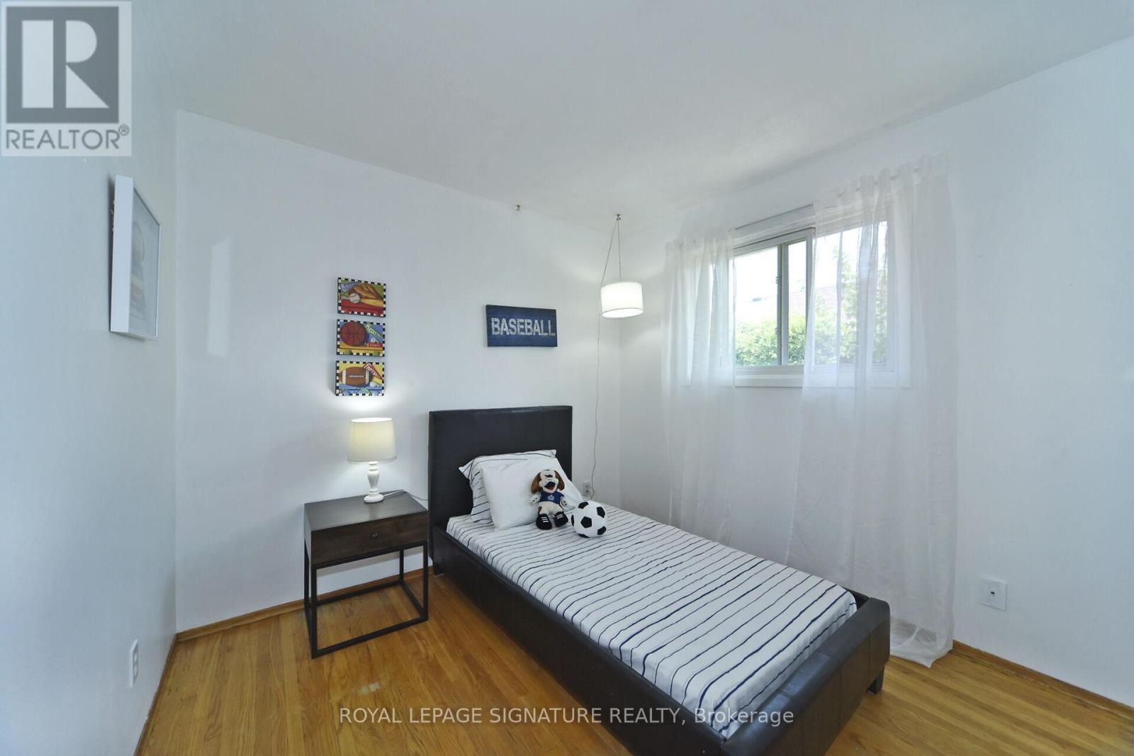 845 Breda Avenue, Pickering, Ontario  L1W 2K4 - Photo 22 - E12200899