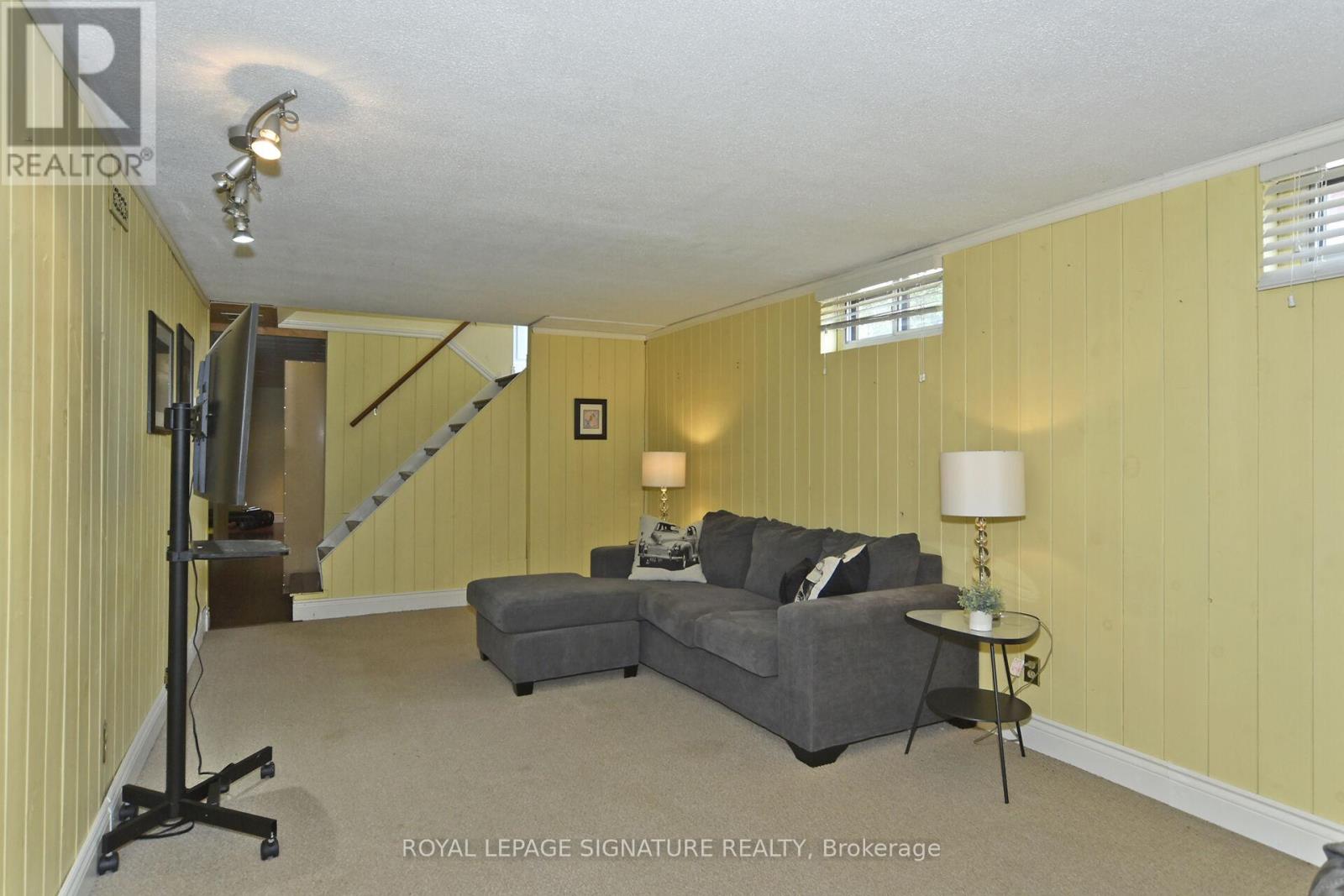 845 Breda Avenue, Pickering, Ontario  L1W 2K4 - Photo 27 - E12200899