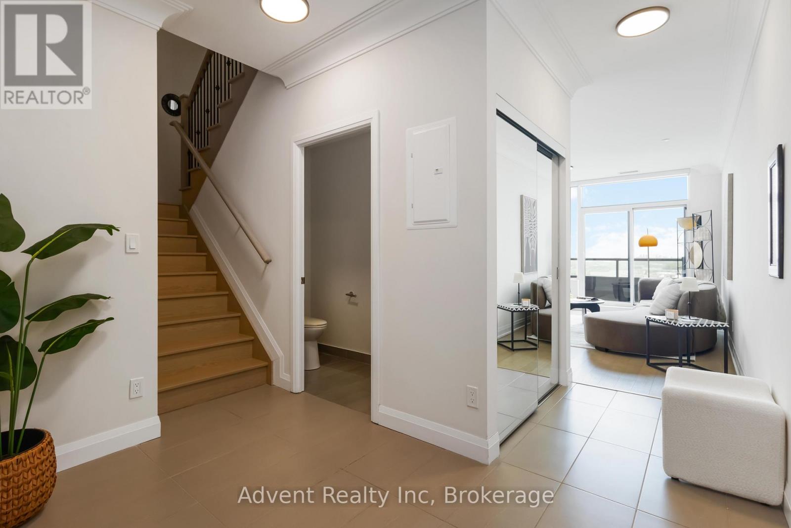 Ph06 - 15 Water Walk Drive, Markham, Ontario  L6G 0G2 - Photo 3 - N12200876