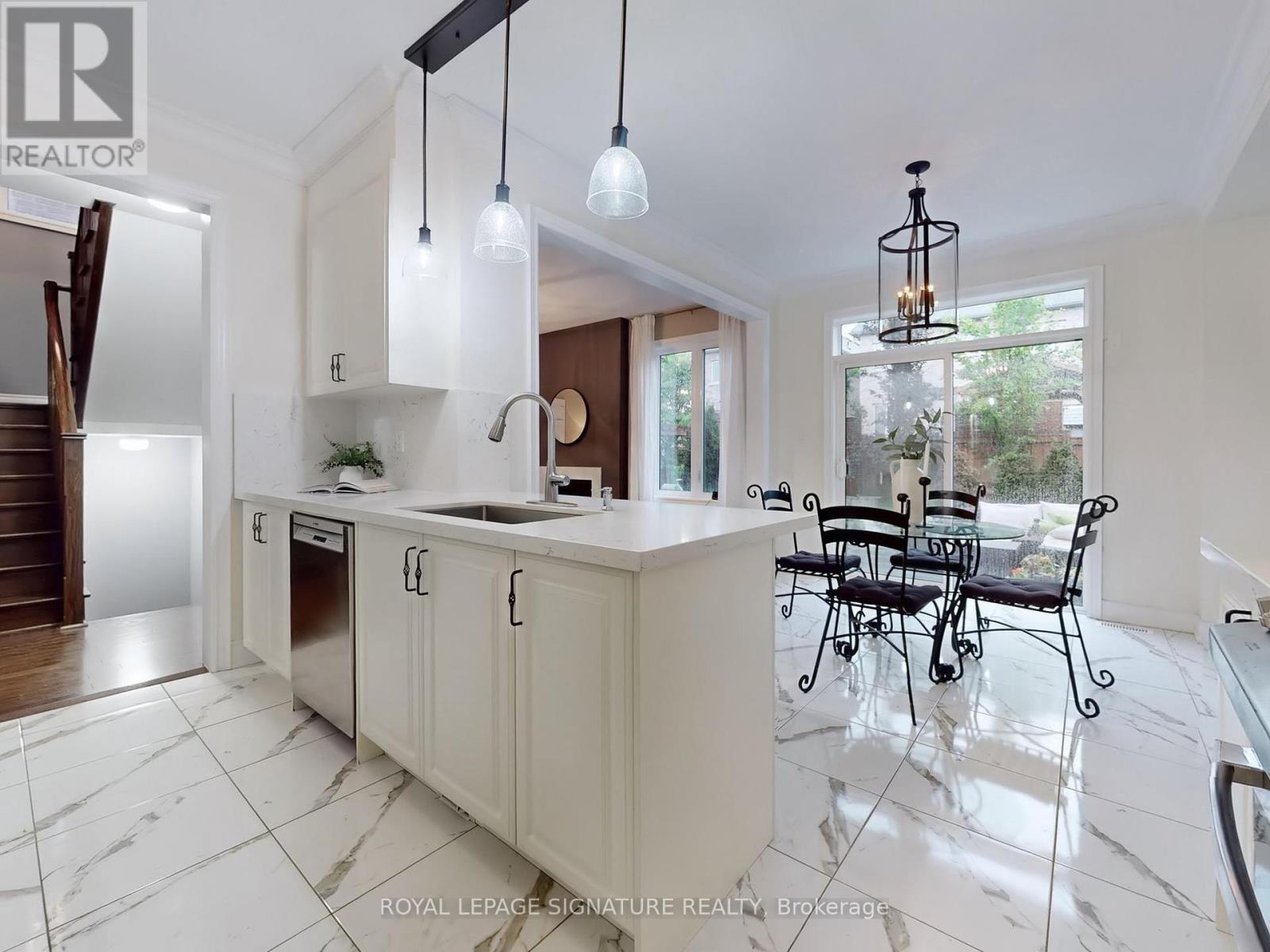46 Kincardine Street, Vaughan (Kleinburg), Ontario  L4H 4H7 - Photo 22 - N12200885
