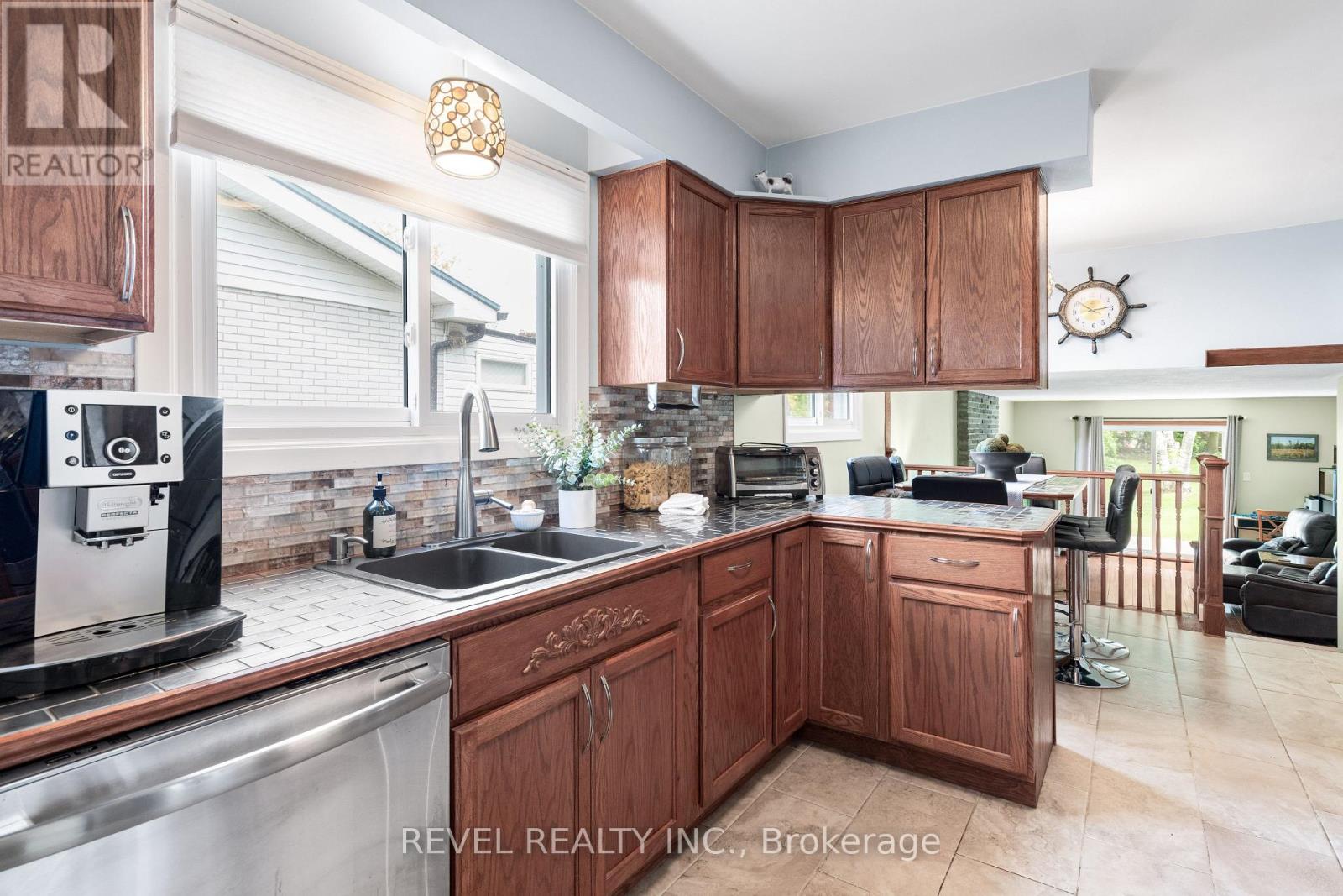 89 Pottinger Street, Kawartha Lakes, Ontario  K9V 3Y4 - Photo 16 - X12197774