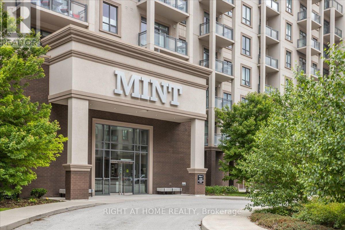 301 - 2490 OLD BRONTE ROAD, Oakville, Ontario