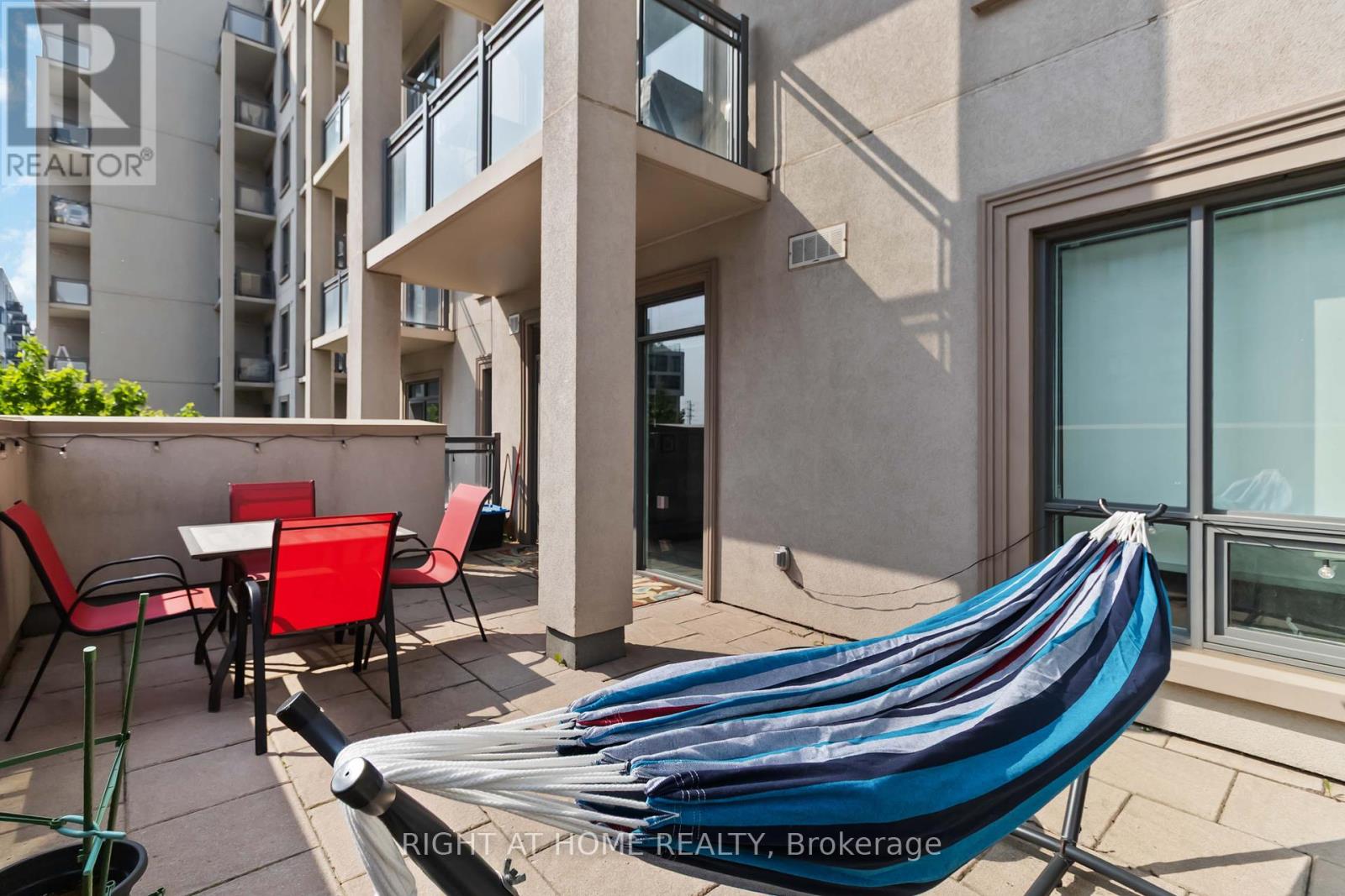 301 - 2490 Old Bronte Road, Oakville (Wt West Oak Trails), Ontario  L6M 0Y5 - Photo 22 - W12200871