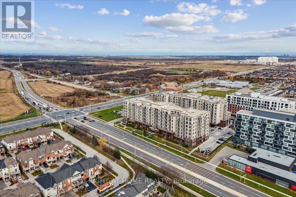 301 - 2490 Old Bronte Road, Oakville (Wt West Oak Trails), Ontario  L6M 0Y5 - Photo 38 - W12200871