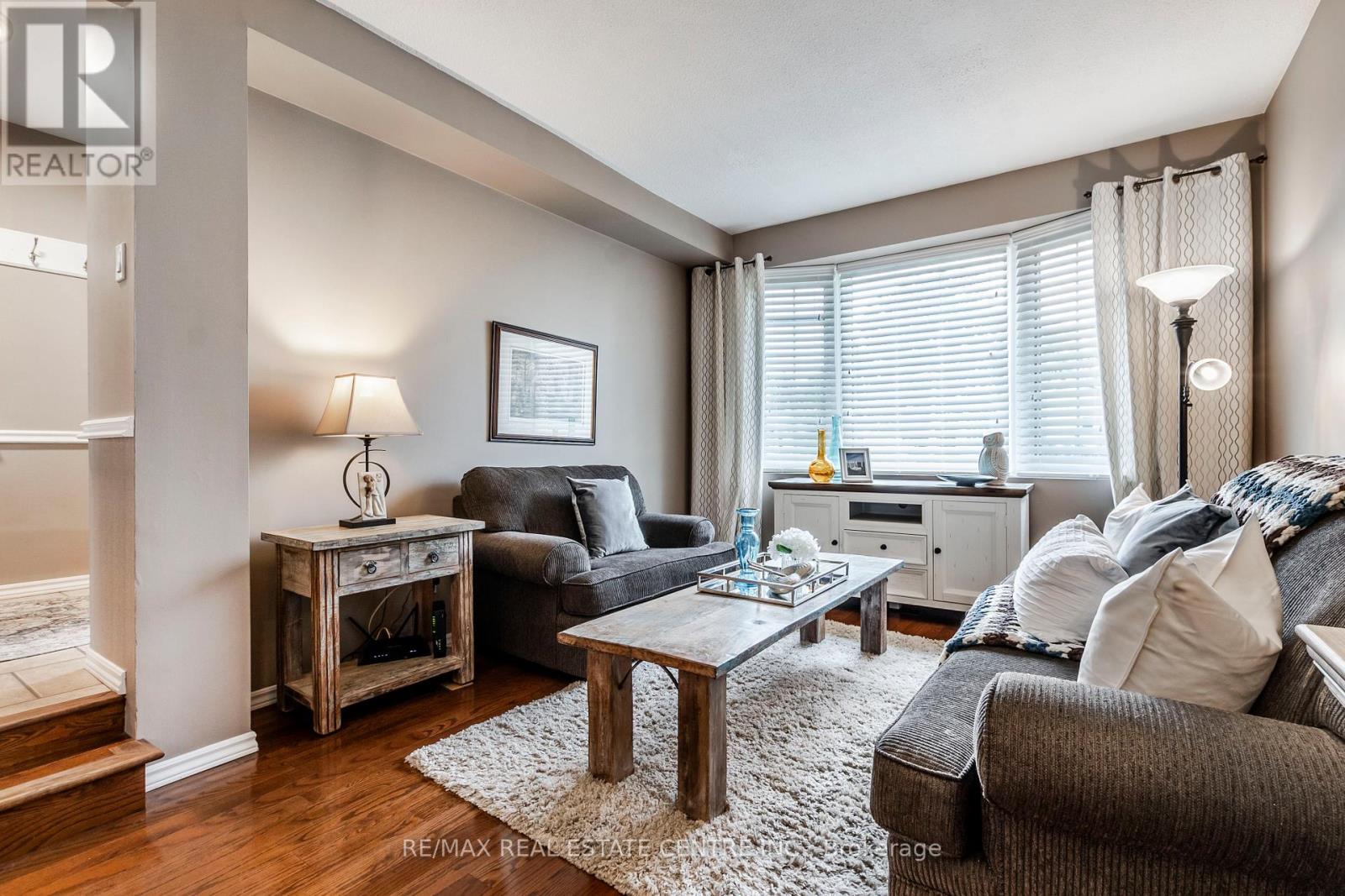 2390 Gillingham Drive, Burlington, Ontario  L7P 3Z4 - Photo 10 - W12200875
