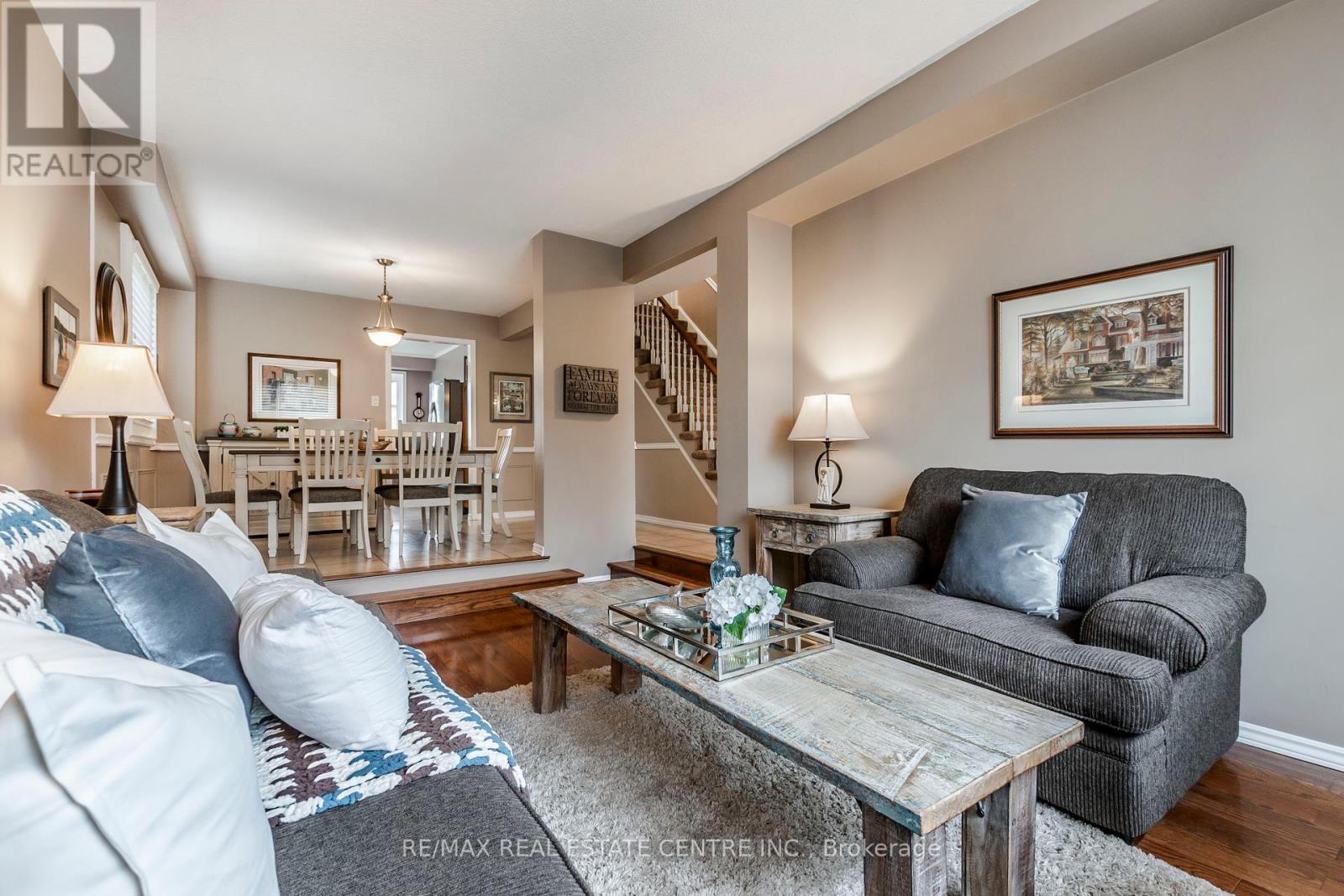 2390 Gillingham Drive, Burlington, Ontario  L7P 3Z4 - Photo 11 - W12200875
