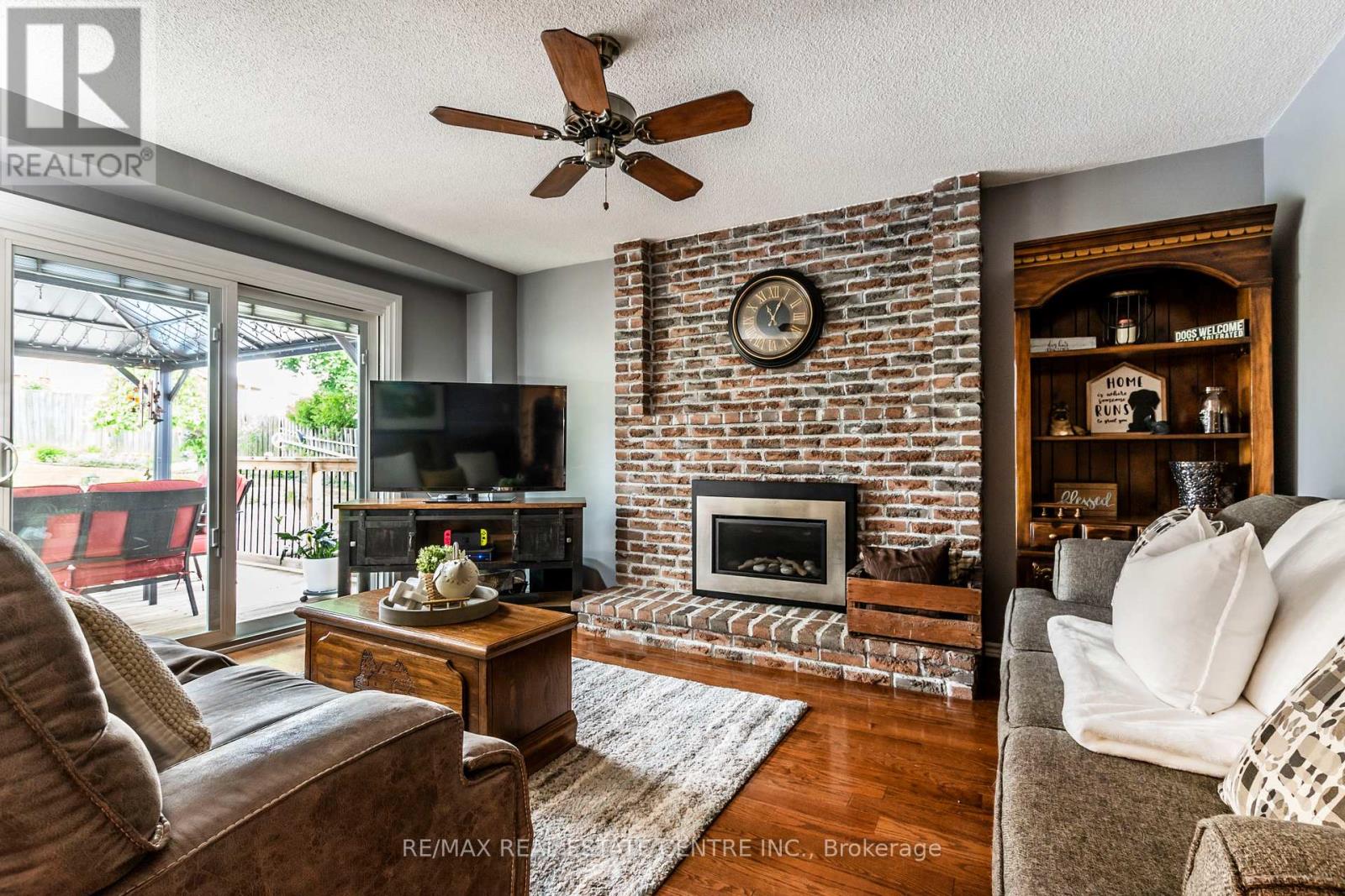 2390 Gillingham Drive, Burlington, Ontario  L7P 3Z4 - Photo 17 - W12200875