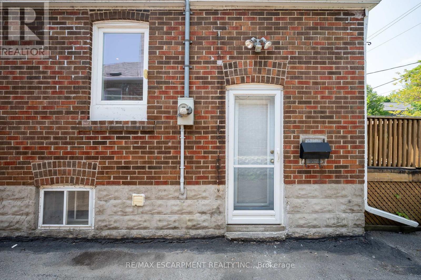 61 Struthers Street, Toronto, Ontario  M8V 1Y2 - Photo 17 - W12200900