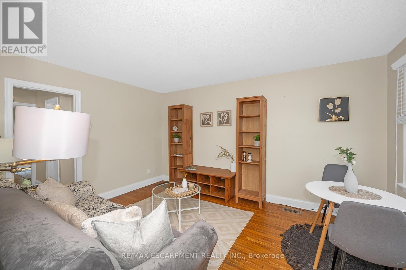 61 Struthers Street, Toronto, Ontario  M8V 1Y2 - Photo 5 - W12200900