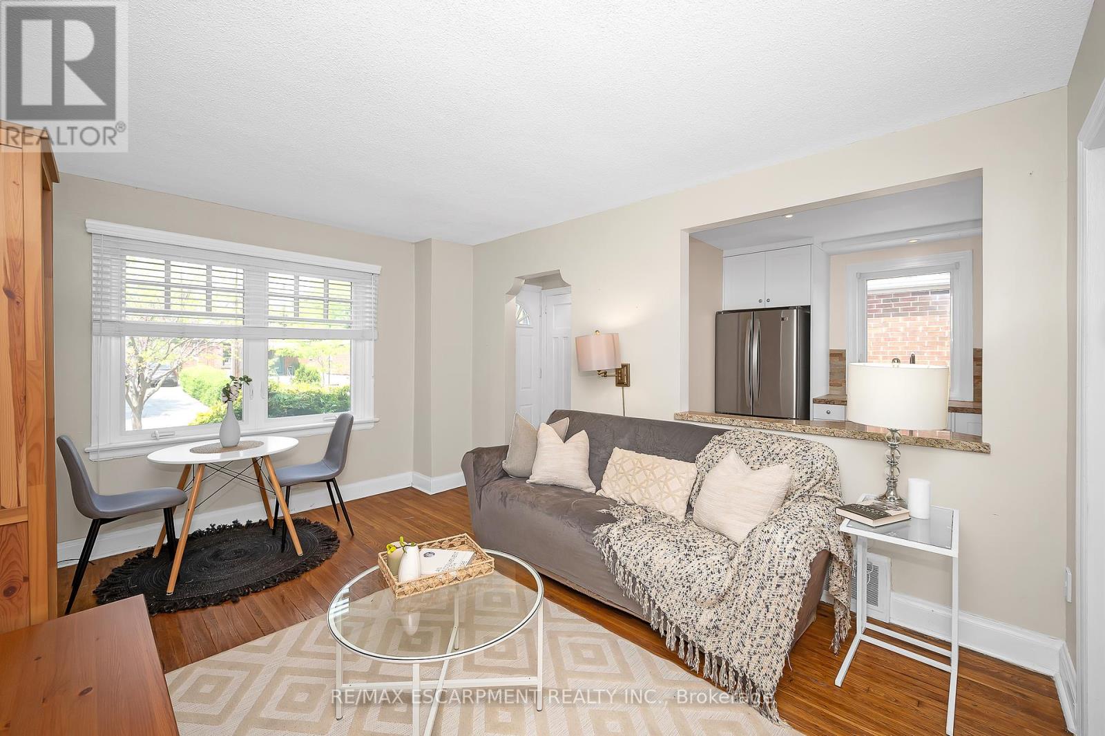 61 Struthers Street, Toronto, Ontario  M8V 1Y2 - Photo 6 - W12200900