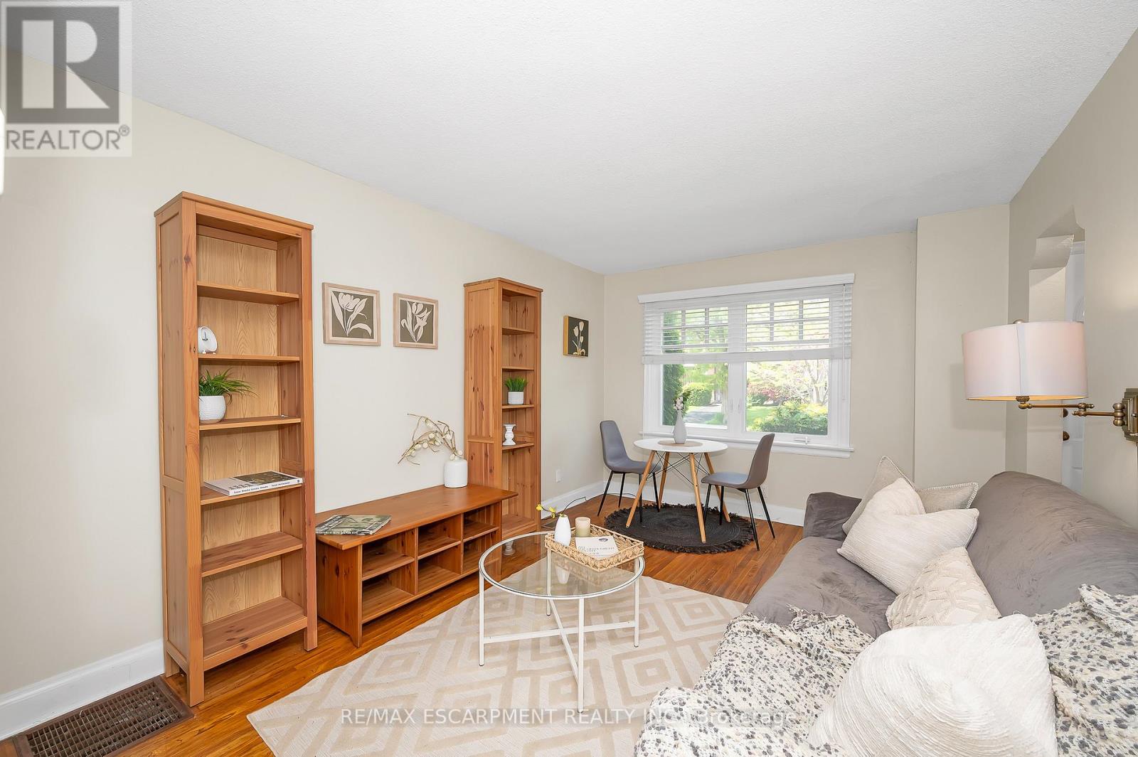 61 Struthers Street, Toronto, Ontario  M8V 1Y2 - Photo 7 - W12200900