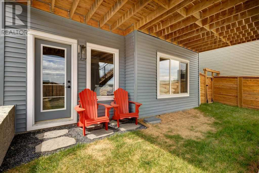403 Precedence Hill, Cochrane, Alberta  T4C 2T7 - Photo 38 - A2215523